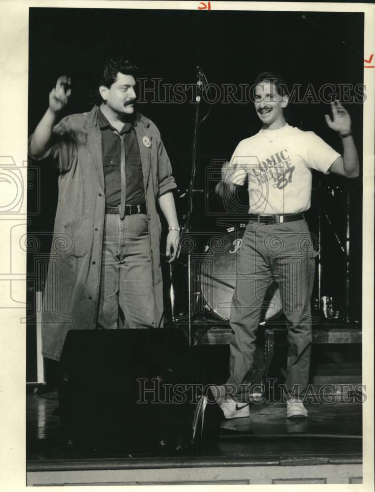 1987 Press Photo Bob Raphael and Bruno perform &quot;Bucks For Trucks&quot; - Historic Images