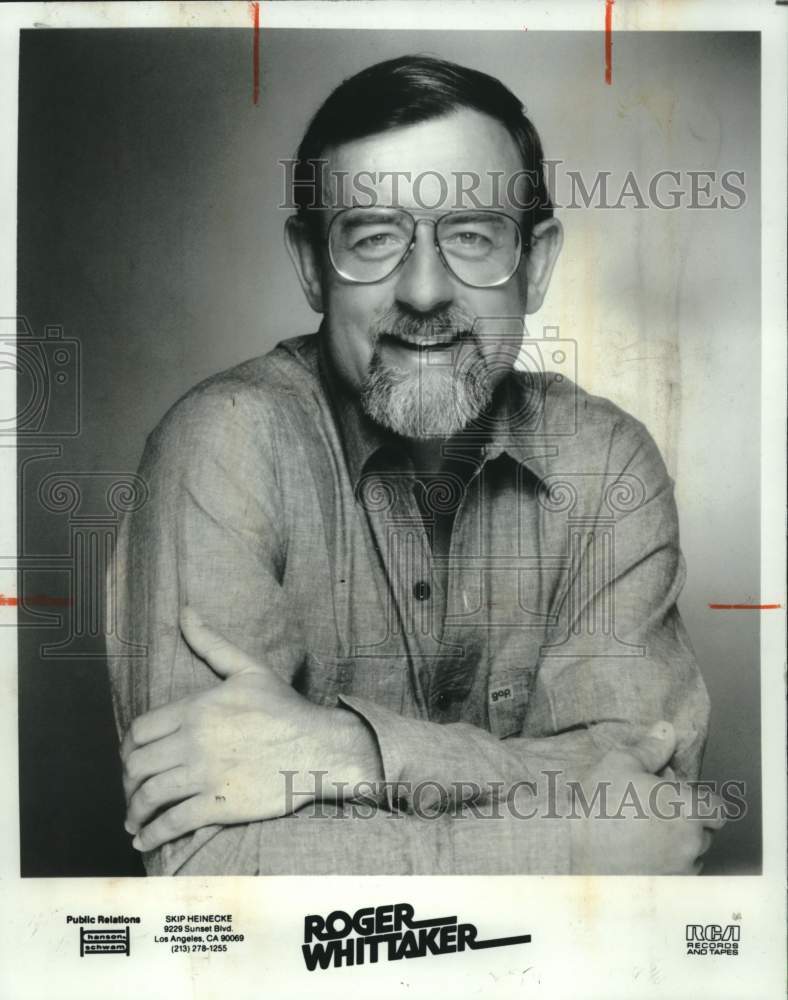 1983 Press Photo Musician Roger Whittaker - Historic Images