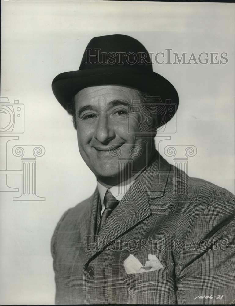 Press Photo George Tobias in "The Glenn Miller Story" & "The Seven Little Foys" - Historic Images