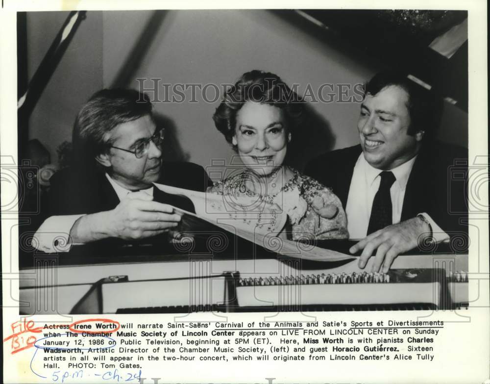 1986 Press Photo Entertainers Irene Worth, Charles Wadsworth &amp; Horacio Gutierrez - Historic Images