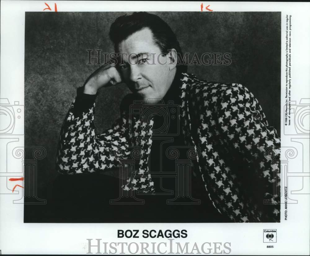 1988 Press Photo Musician Boz Scaggs poses for a portrait - Historic Images