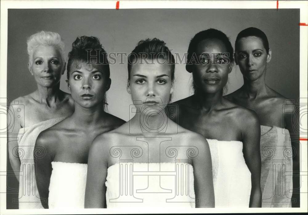 1989 Press Photo Models photographed for a skin care for all ages story - Historic Images