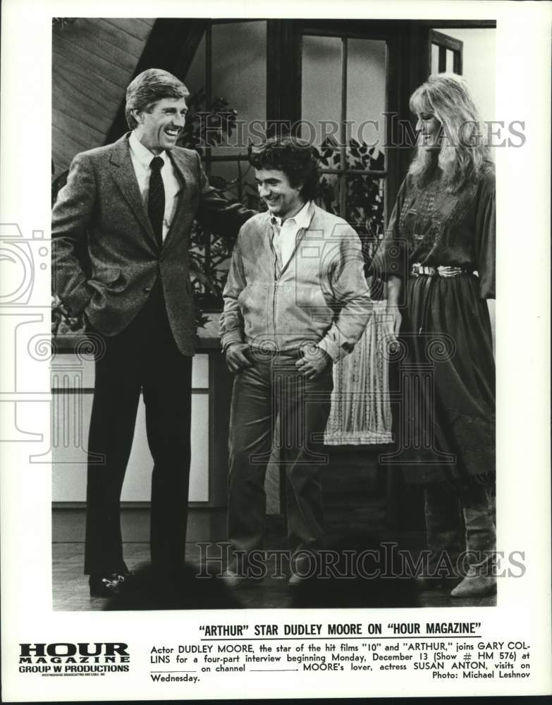 1982 Press Photo Dudley Moore, Garry Collins & Susan Anton in "Hour Magazine" - Historic Images