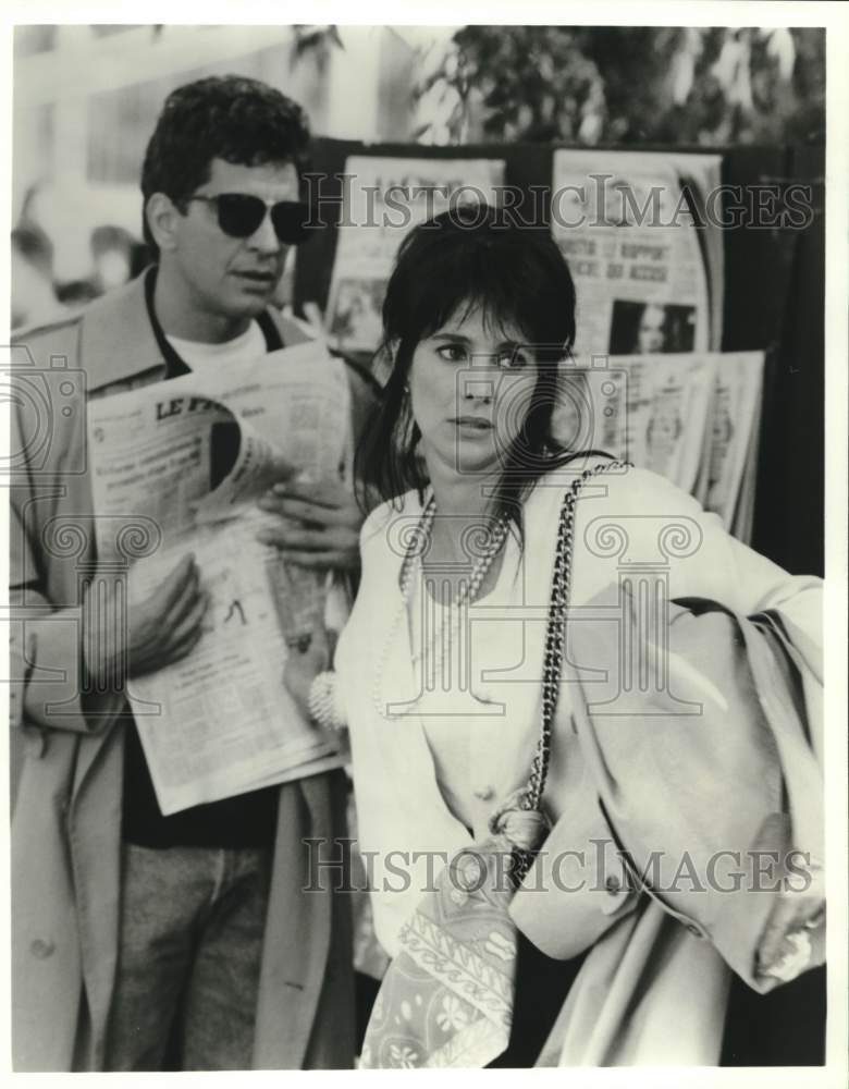 1993 Press Photo Ed mariner and connie Sellecca in &quot;Passport to Murder&quot; - Historic Images