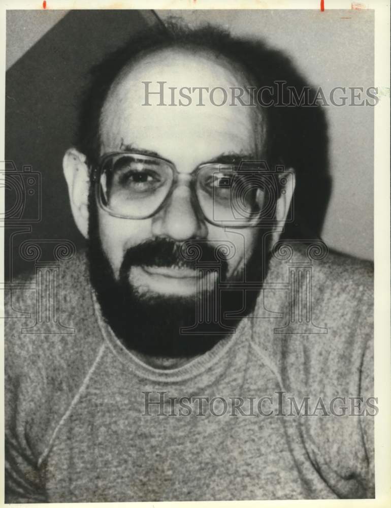 1984 Press Photo Roger Olian appears in &quot;Flight #90: Disaster on the Potomac&quot; - Historic Images