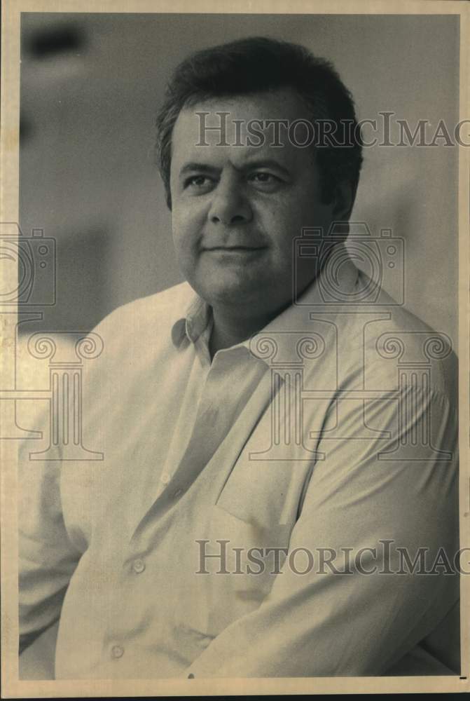 1987 Press Photo Actor Paul Sorvino stars in &quot;The Oldest Rookie&quot; - Historic Images