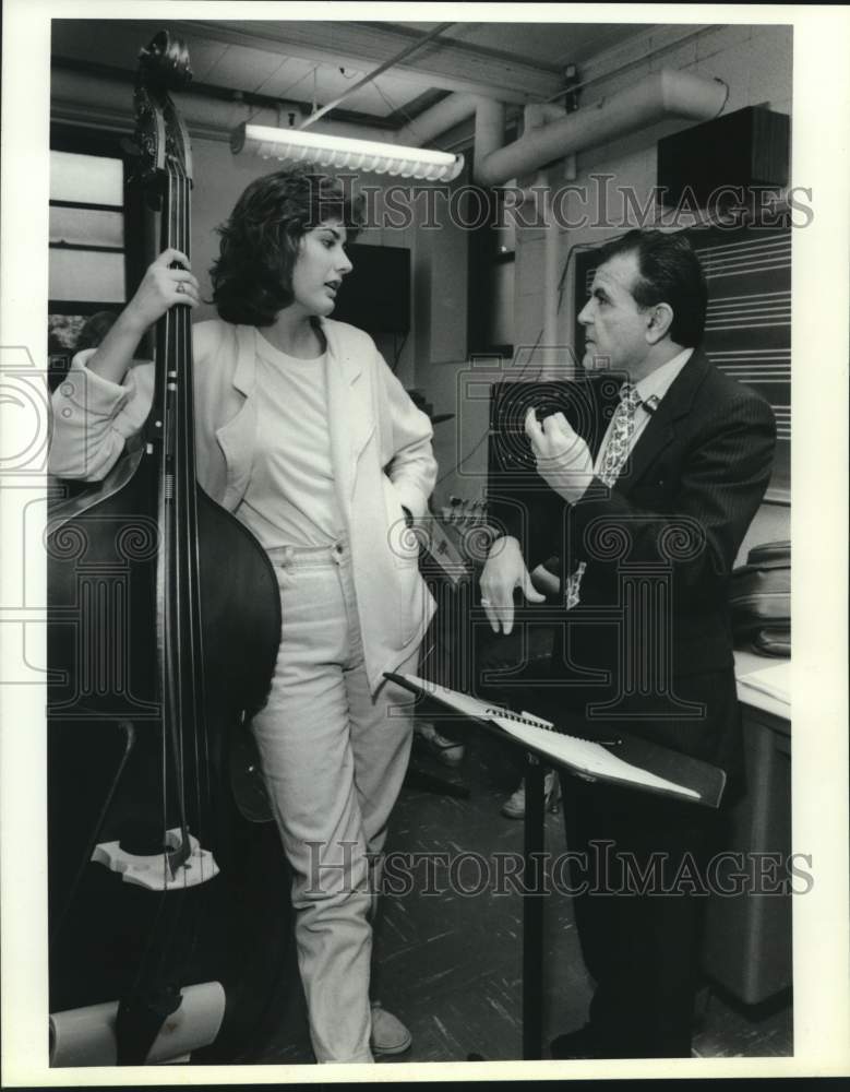 1989 Press Photo Jazz professor Joseph Riposo with student Michelle Lloyd - Historic Images