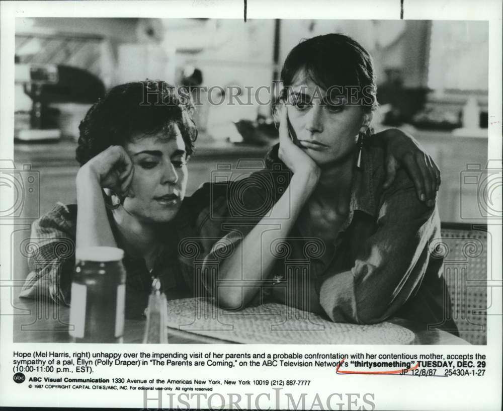 1987 Press Photo Polly Draper, Mel Harris in Scene From ABC&#39;s &quot;thirtysomething&quot; - Historic Images