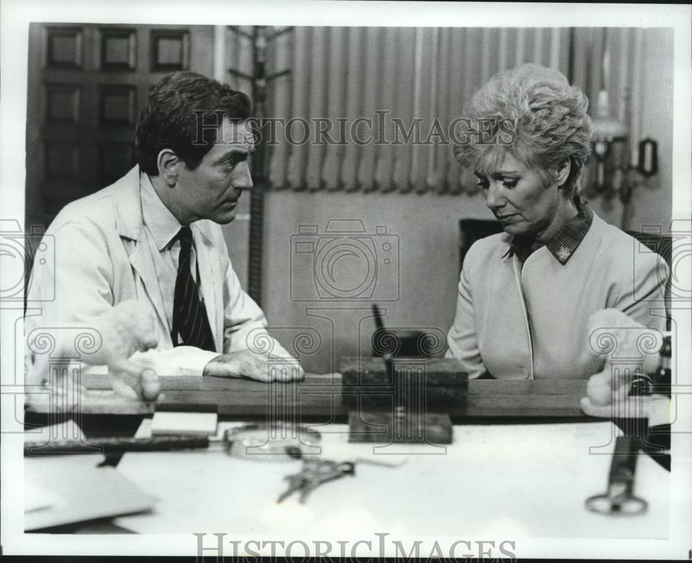 1987 Press Photo Alan Haufrect, Shirley Jones Star in &quot;There Were Times, Dear&quot; - Historic Images