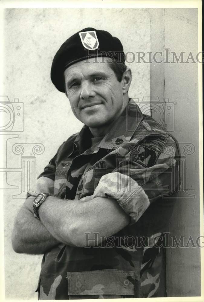 Press Photo Actor Cliff Potts - Historic Images