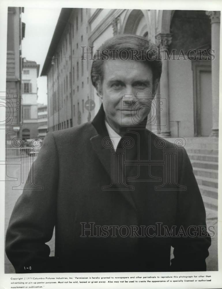 1975 Press Photo Actor Cliff Robertson - Historic Images