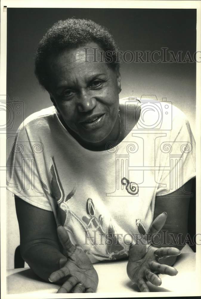 1987 Press Photo Clarice Taylor Stars as Jackie "Moms" Mabley in "Moms" - Historic Images