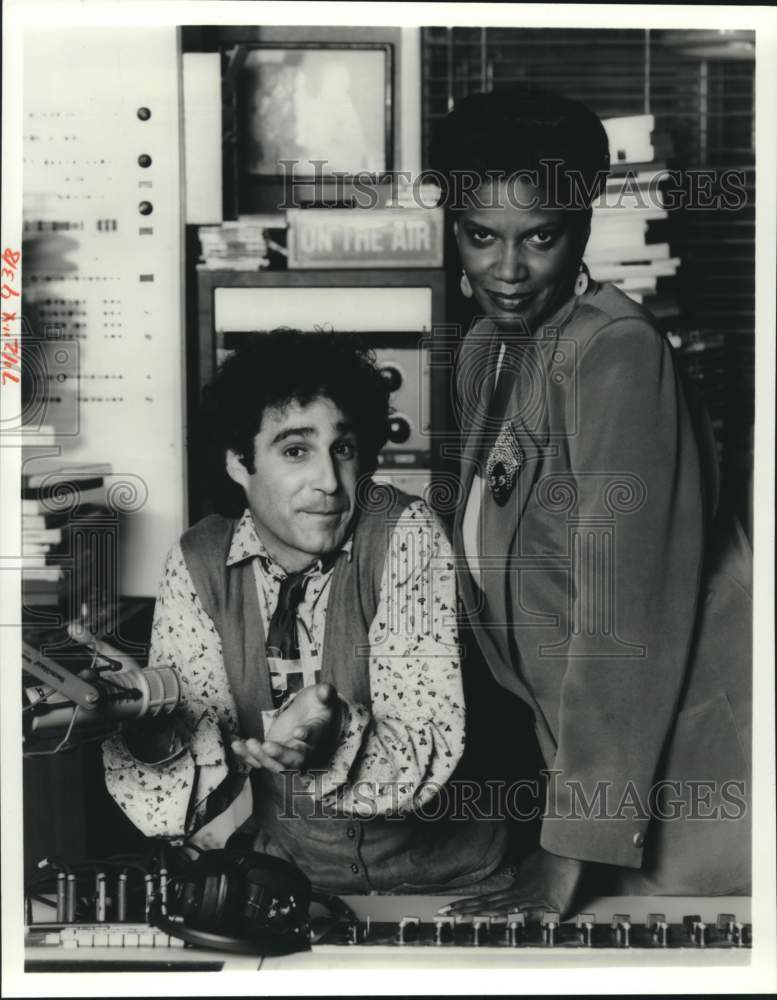 1992 Press Photo Roger Kabler, Anna Maria Horsford Star in  &quot;Rhythm &amp; Blues&quot; - Historic Images