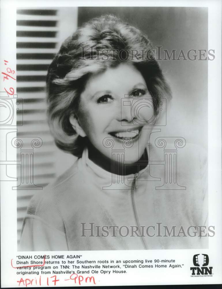 1990 Dinah Shore on "Dinah Comes Home Again" - Historic Images