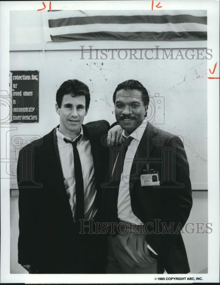 1985 Press Photo Michael Ontkean, Billy Dee Williams Star in ABC Movie - Historic Images