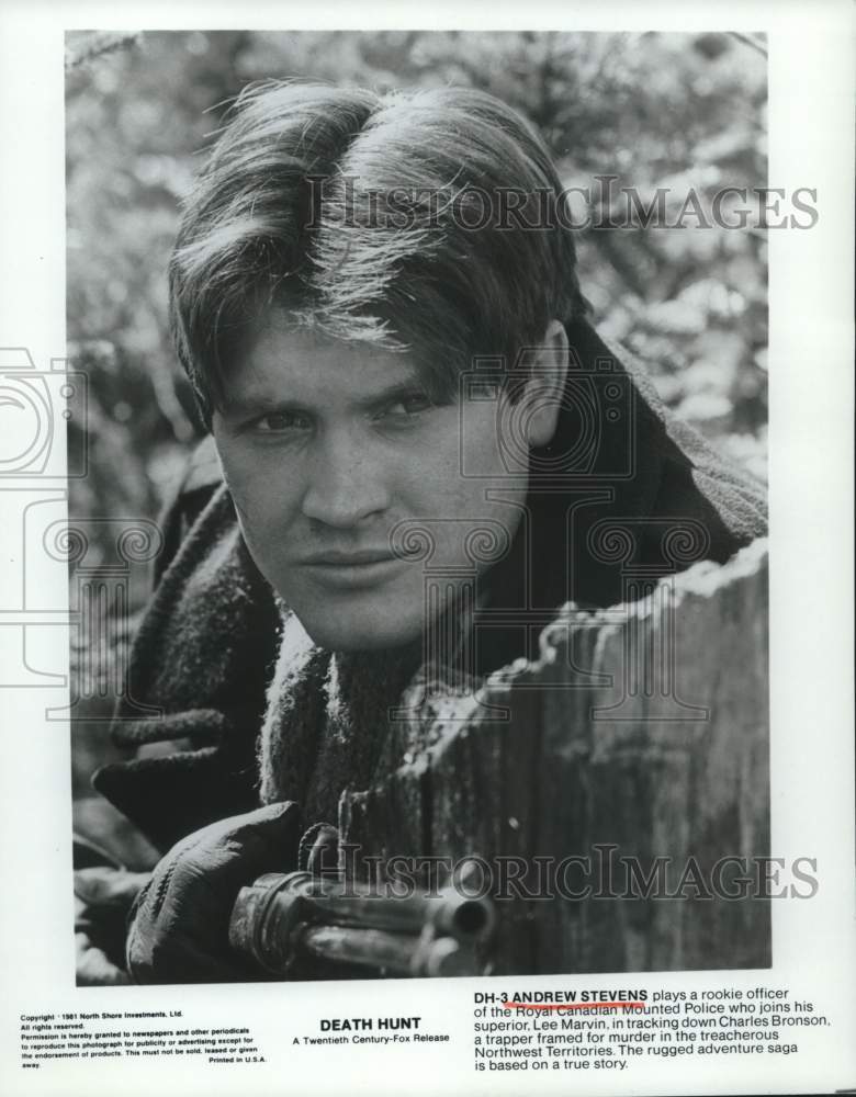 1981 Press Photo Andrew Stevens acts in "Death Hunt" - Historic Images