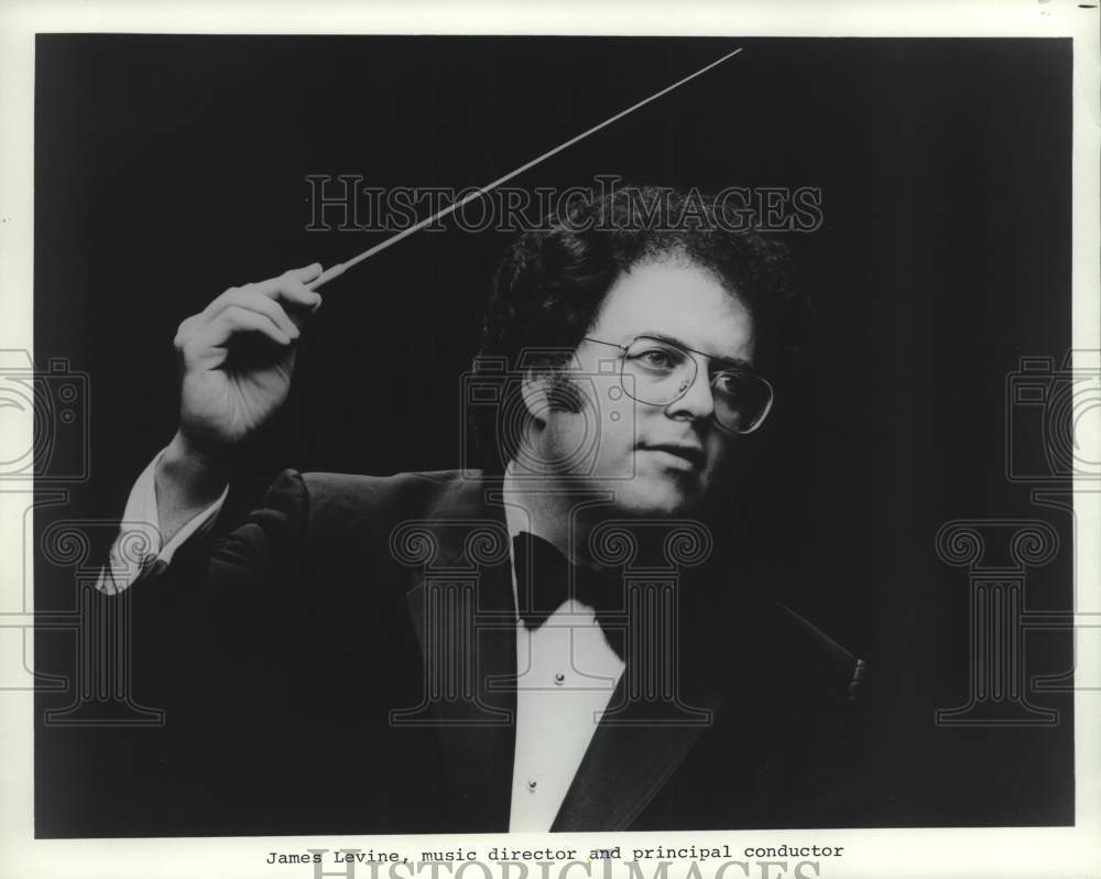 Press Photo James Levine, music director and principal conductor - Historic Images