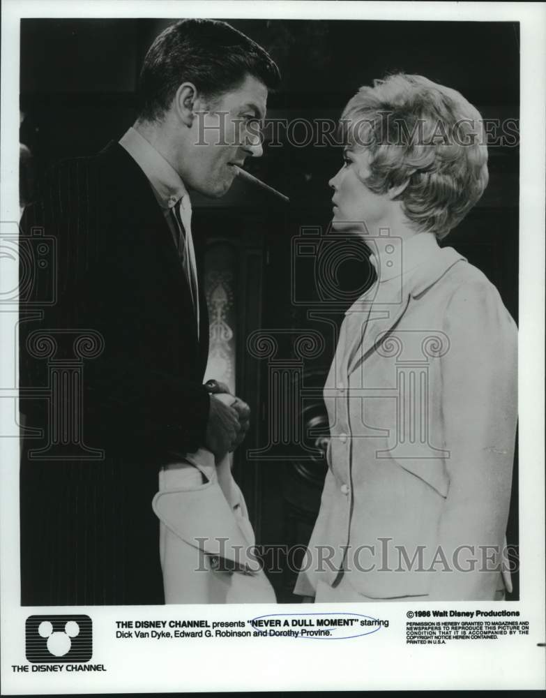 1986 Press Photo Dick Van Dyke and Dorothy Provine in &quot;Never A Dull Moment&quot; - Historic Images