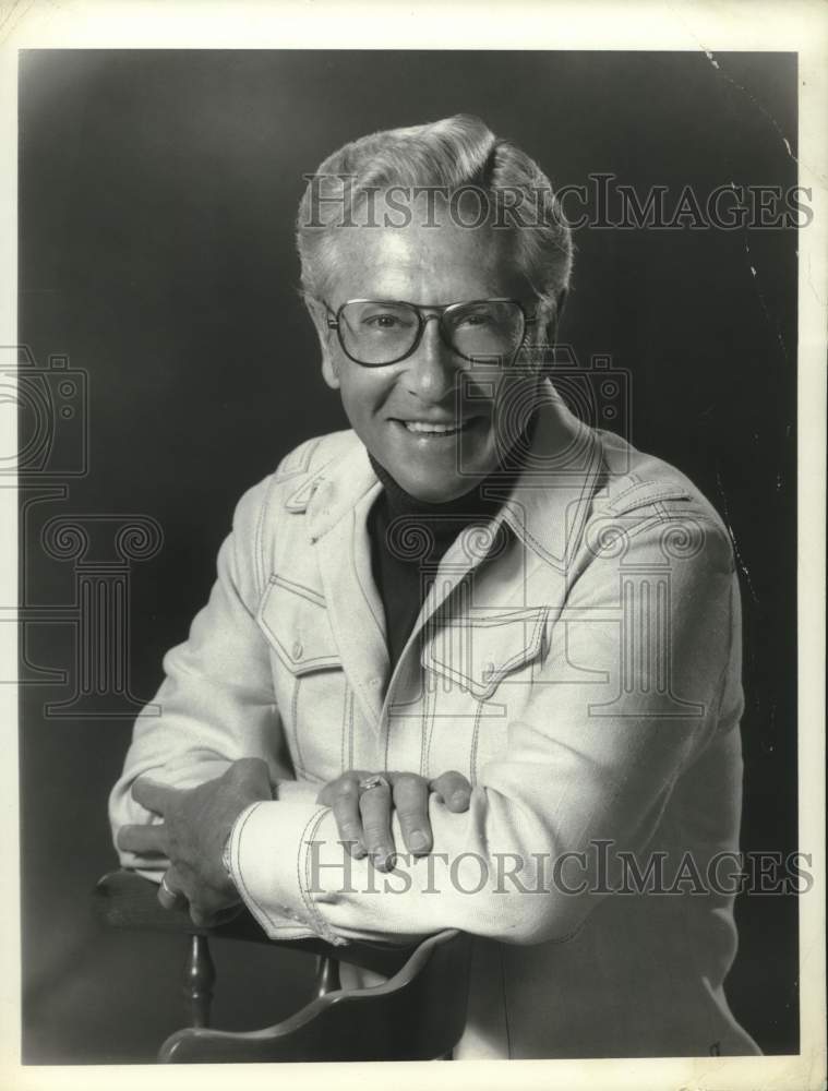 Press Photo Television Master of Ceremonies Allen Ludden - Historic Images