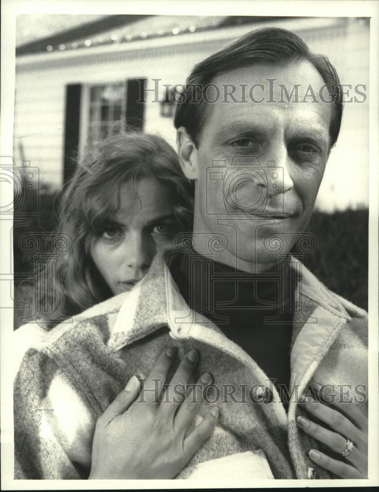 1988 Press Photo Margaret Klenck, Keith Carradine Star in &quot;My Father, My Son&quot; - Historic Images