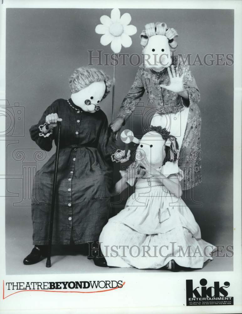 1991 Press Photo Scene from Theatre Beyond Words - Historic Images