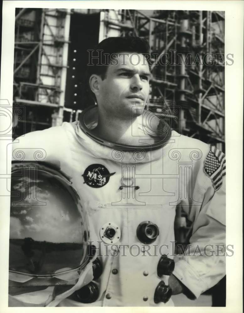 Harry Hamlin stars in James A. Michener&#39;s &quot;Space&quot; miniseries - Historic Images