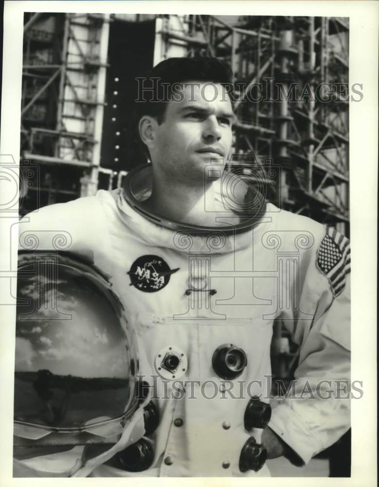 Harry Hamlin stars in James A. Michener's "Space" miniseries - Historic Images