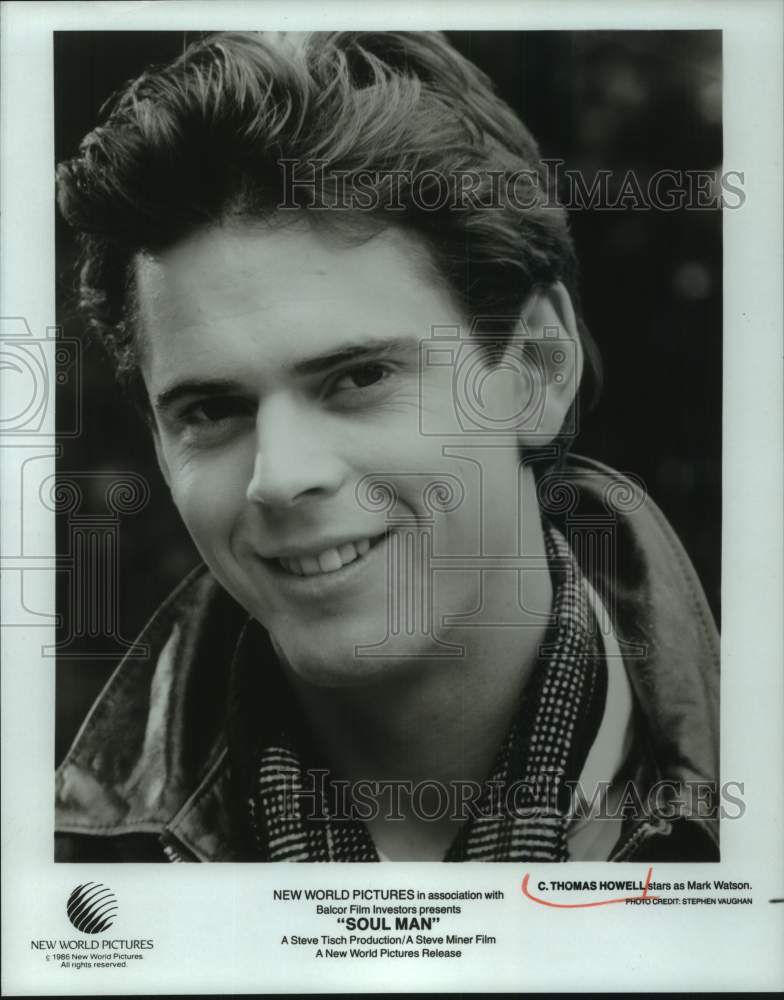 1986 Press Photo C. Thomas Howell acts in &quot;Soul Man&quot; - Historic Images