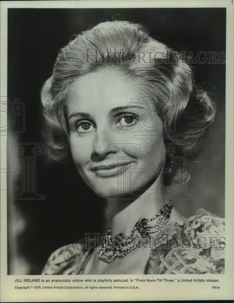 1976 Press Photo Actress Jill Ireland in &quot;From Noon Till Three&quot; - Historic Images