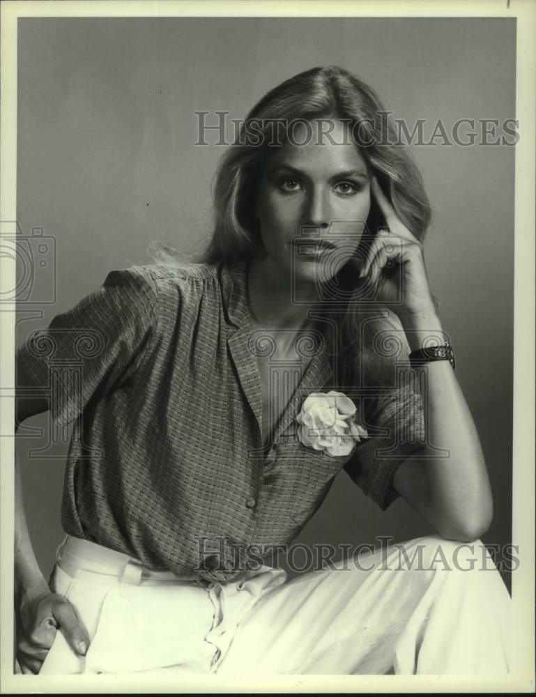 Press Photo Lacey Neuhaus - Historic Images