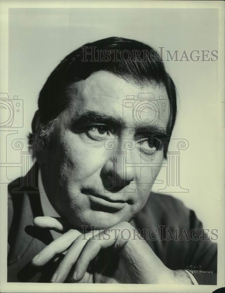 Press Photo Actor Robert Newton - Historic Images