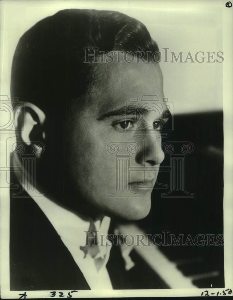 1969 Press Photo Pianist Eugene Istomin from Philadelphia Orchestra - Historic Images