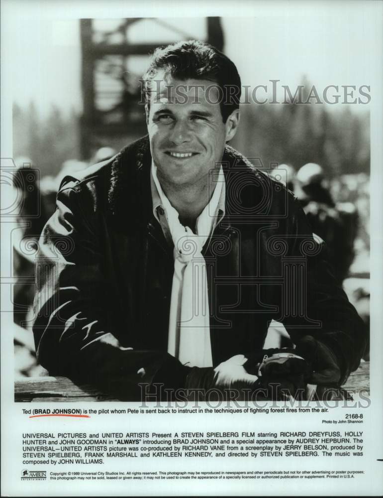 1989 Press Photo Actor Brad Johnson in "Always" - syp09623- Historic Images
