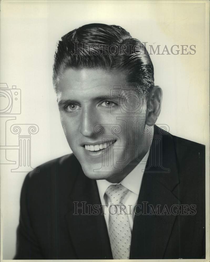 Press Photo Richard Dwyer of the Shipstads and Johnson Ice Follies - syp15229- Historic Images