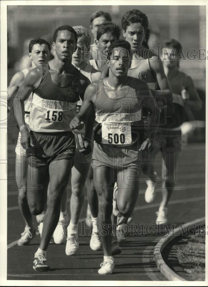 1987 Press Photo Empire State Games Open Men&#39;s Track Runners on 5000 Meter Race- Historic Images