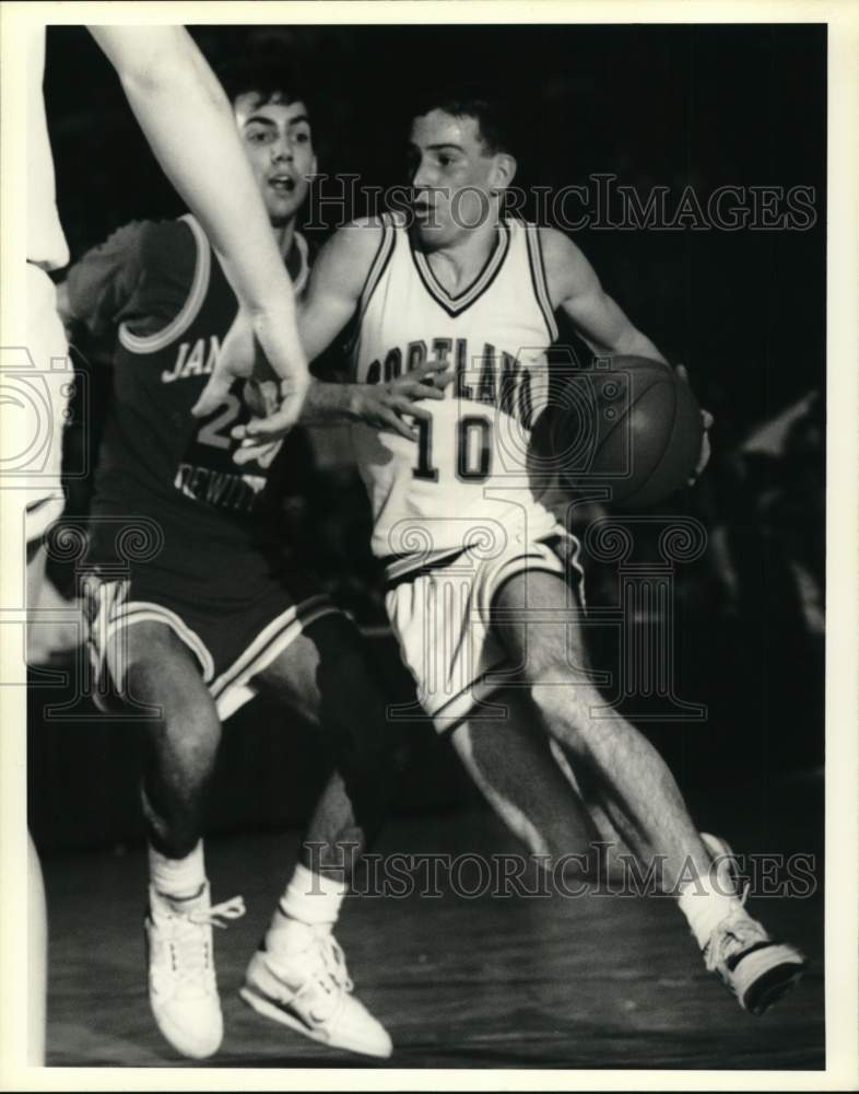 1990 Press Photo Cortland vs Jamesville Dewitt basketball finals, New York - Historic Images