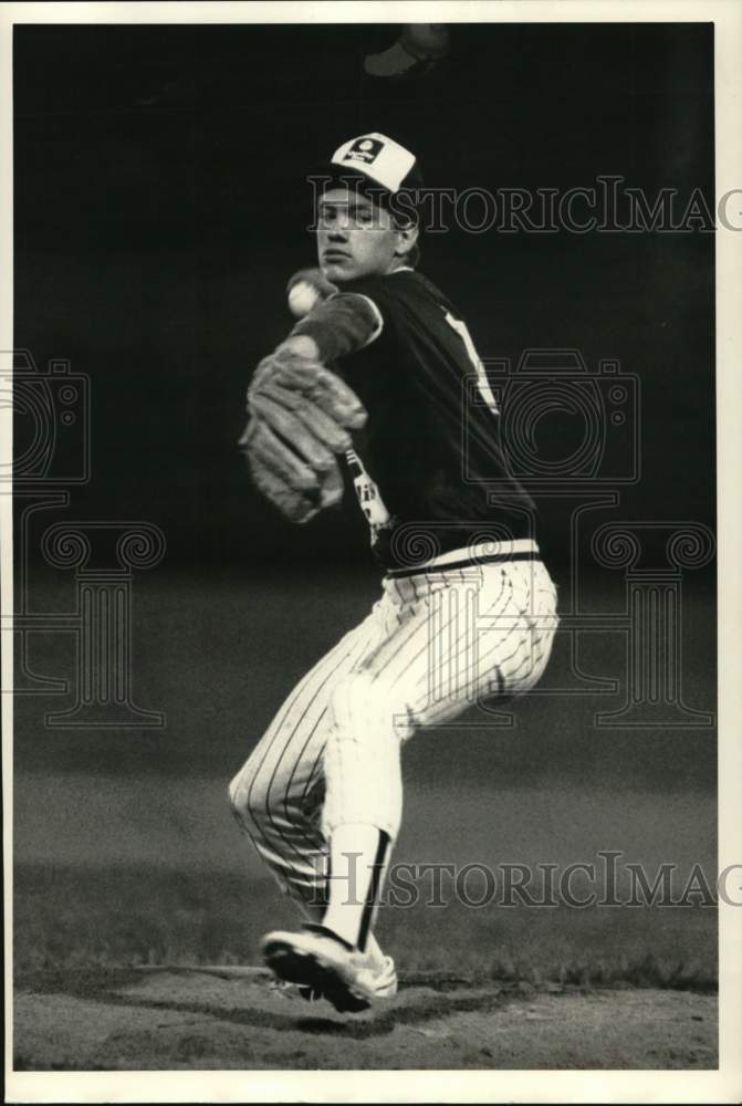 1987 Press Photo Central Region Pitcher J. C. Jones of Pulaski, New York- Historic Images