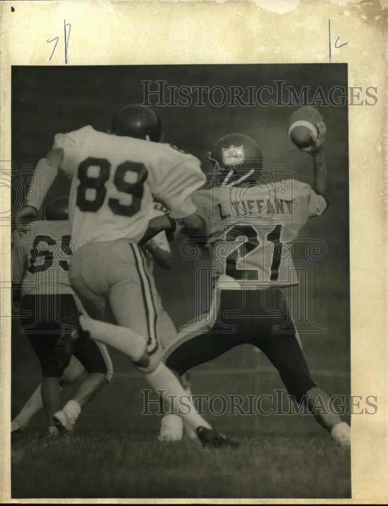 1985 Press Photo Lafayette football quarterback Lars Tiffany throws pass in game- Historic Images