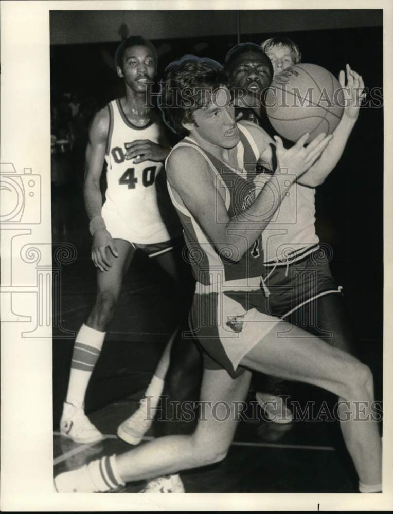 1979 Press Photo Ludden&#39;s Tom Whelan and Lonnie Johnson, Basketball Players - Historic Images