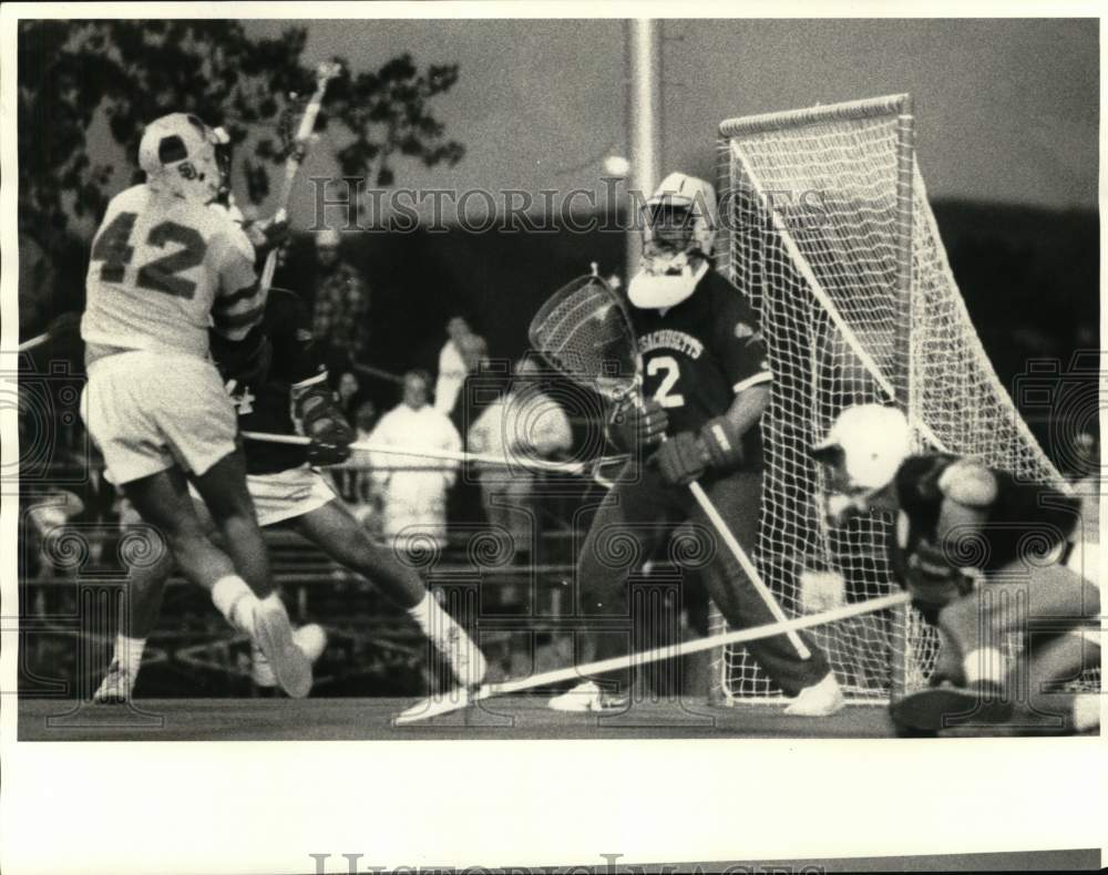 1986 Press Photo Syracuse University Lacrosse Player Tom Korrie at Game- Historic Images