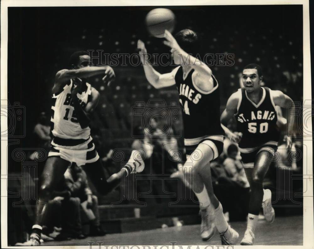 1989 Press Photo Syracuse-Boys & Girls Club vs St. Agnes basketball game. - Historic Images