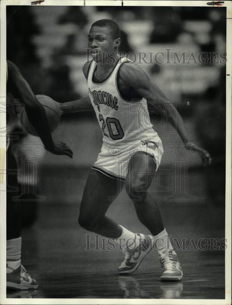 1985 Press Photo Syracuse basketball player Sherman Douglas in action - Historic Images