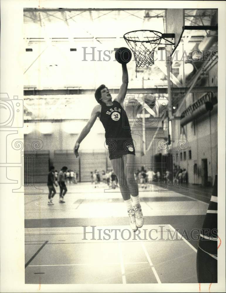 Press Photo Union Springs Basketball Player Pete Clark - Historic Images