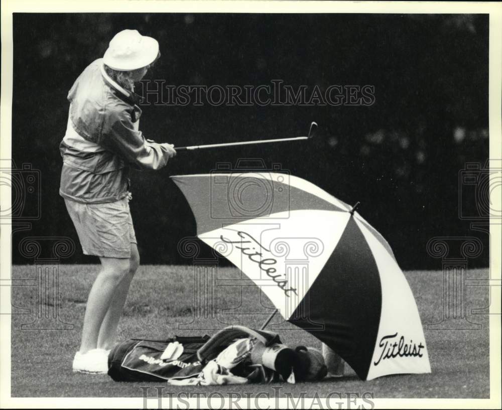 1989 Press Photo Golfer Sally Dee at Drumlins Country Club Tournament- Historic Images