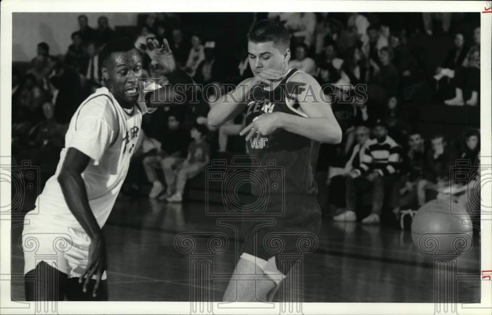 1991 Press Photo Avery Lamb and Tim Jones at Mony Zebra Classic Basketball Game - Historic Images