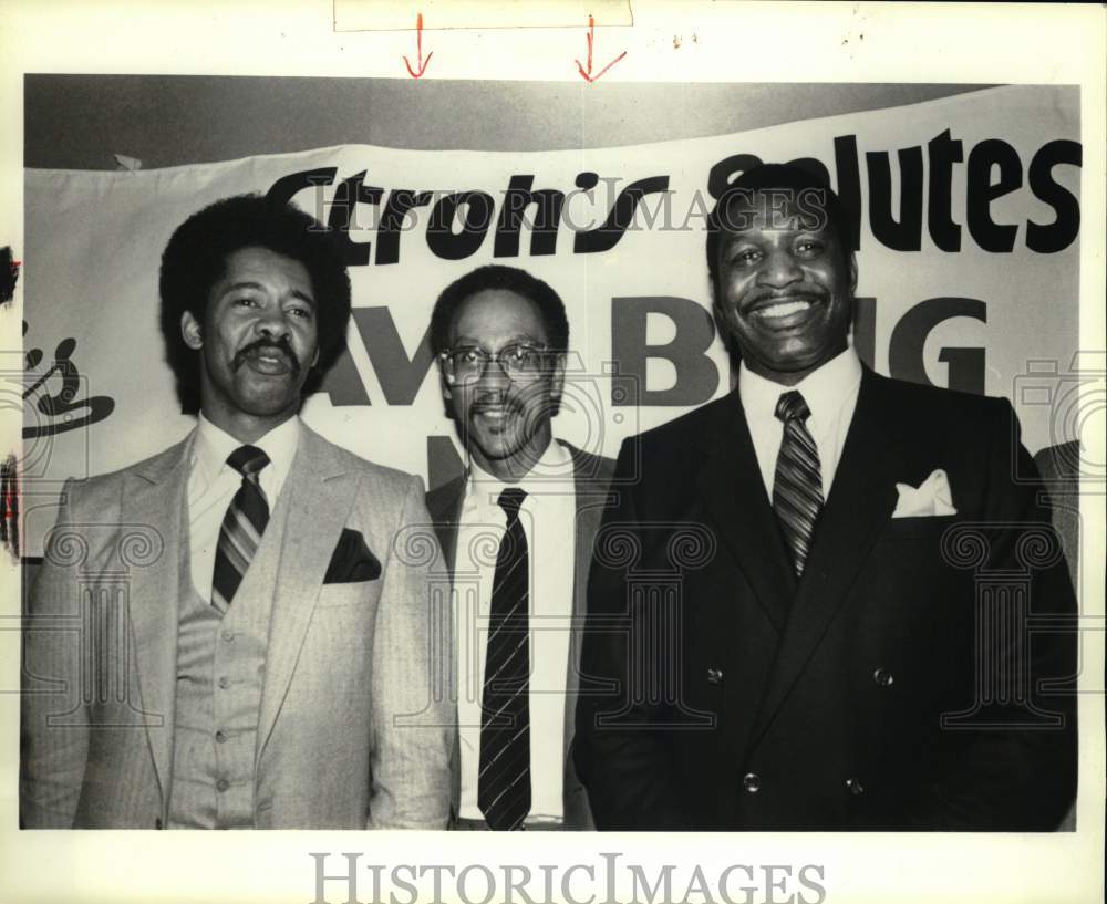 1985 Press Photo National Basketball Association Players at Retirement Ceremony - Historic Images