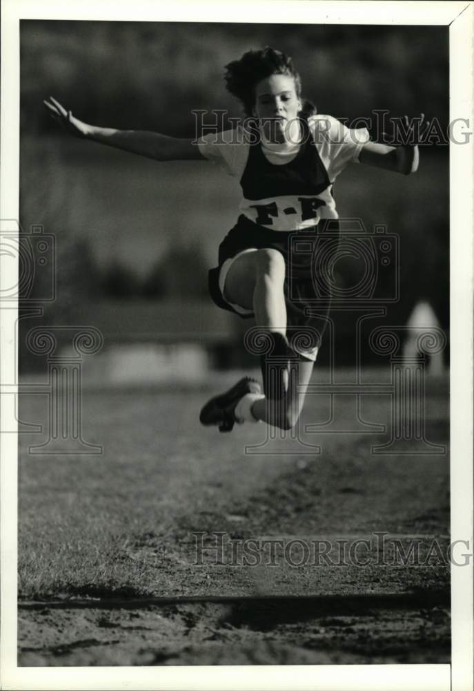 1989 Press Photo Rachael Diello, Fabius-Pompey High School Long Jumper at Meet - Historic Images