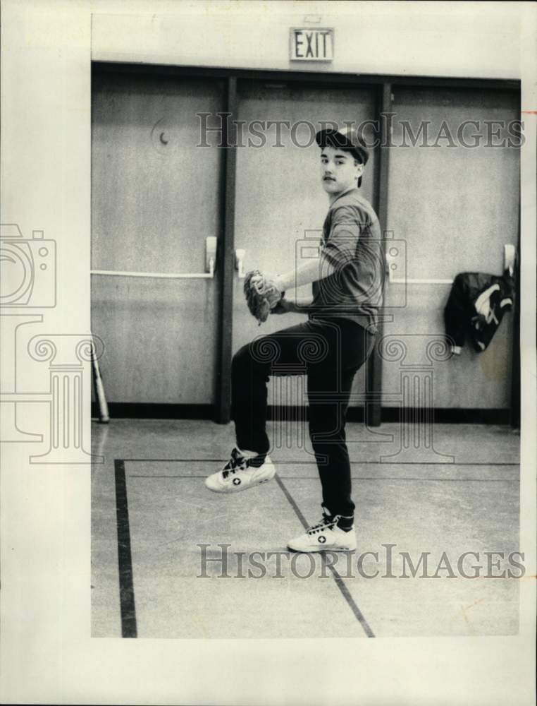 Press Photo Auburn Baseball Player Joe Szakalski at Pracitce - Historic Images