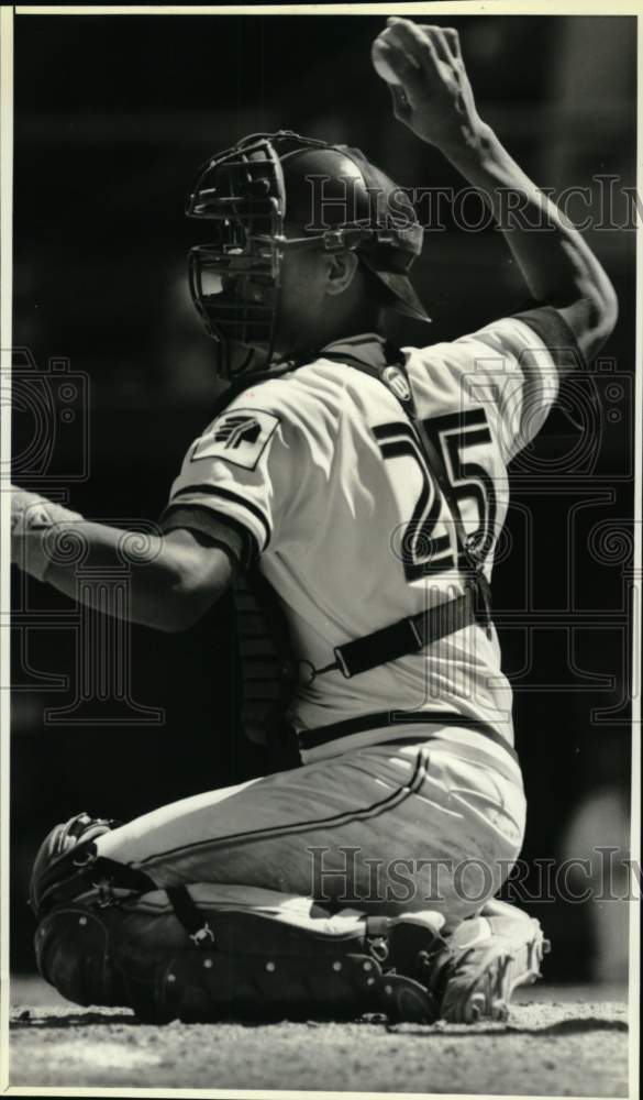 1989 Press Photo Syracuse Chiefs catcher Francisco Cabrera in games vs. Scranton - Historic Images