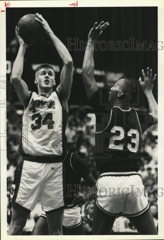 1989 Press Photo Syracuse University&#39;s Richard Manning, Marathon Oil Basketball - Historic Images